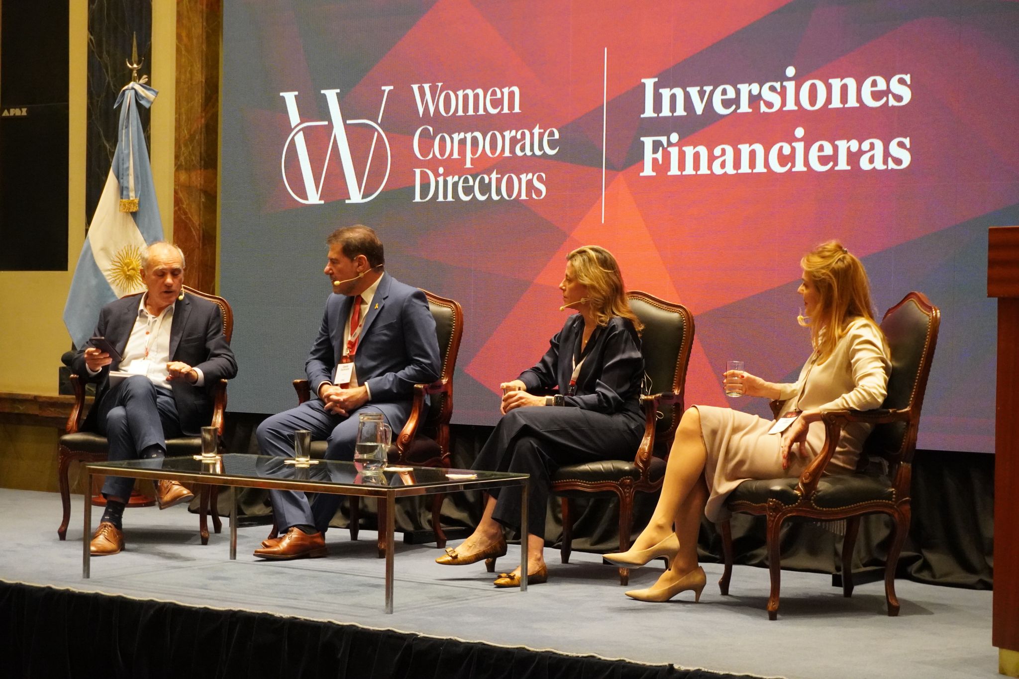 Estudio de caso de audio inalámbrico Relacart | Conferencia Anual de WomenCorporateDirectors en Argentina – Voces de Liderazgo, Escuchando el Futuro