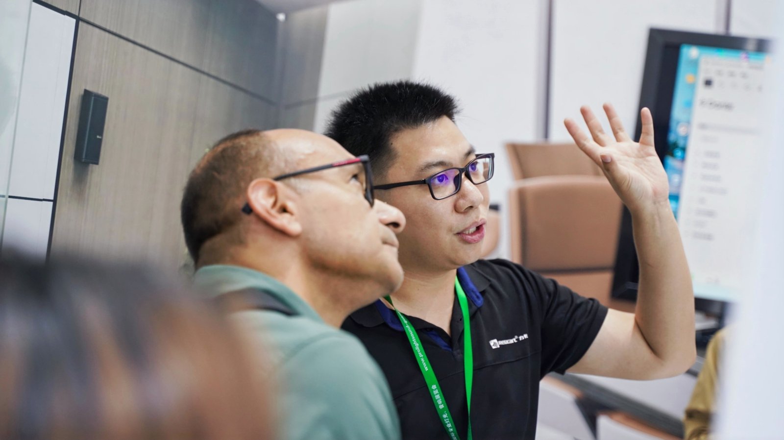 En vivo desde la Exposición | Relacart presenta su nueva serie AI, que redefine la experiencia de audio inteligente.