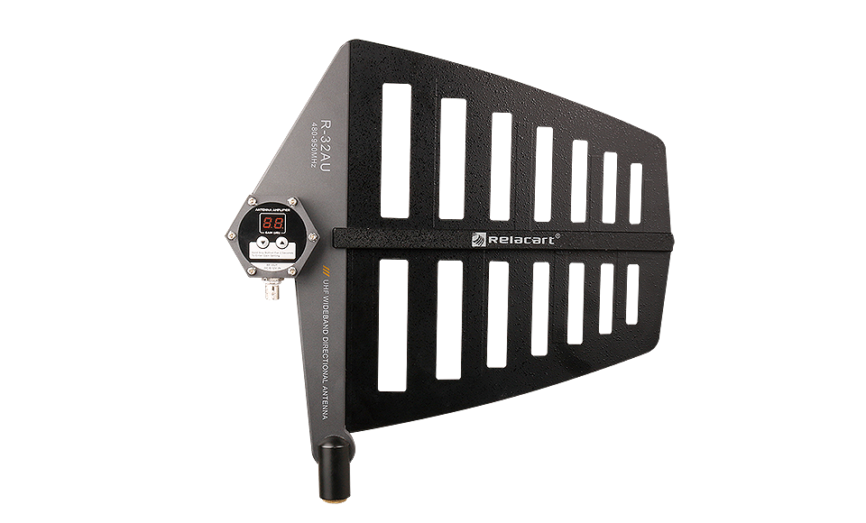 Antena direccional de banda ancha