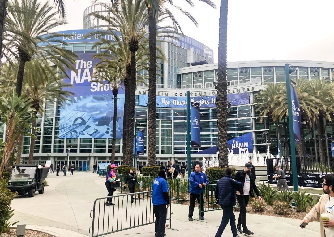 ¡Maravillosa presentación! Relacart participó en el ISE de Barcelona, España, ¡y muchos productos han llamado mucho la atención!