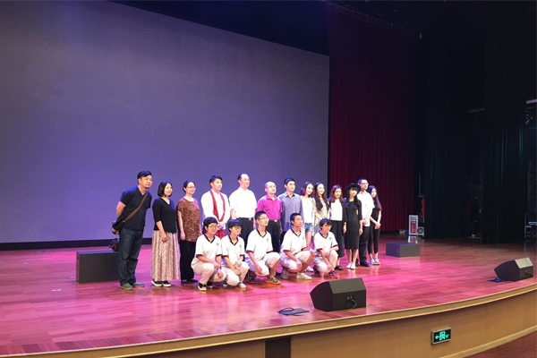 El sistema de audio inalámbrico Relacart HR-31S cooperó con DramaGathering