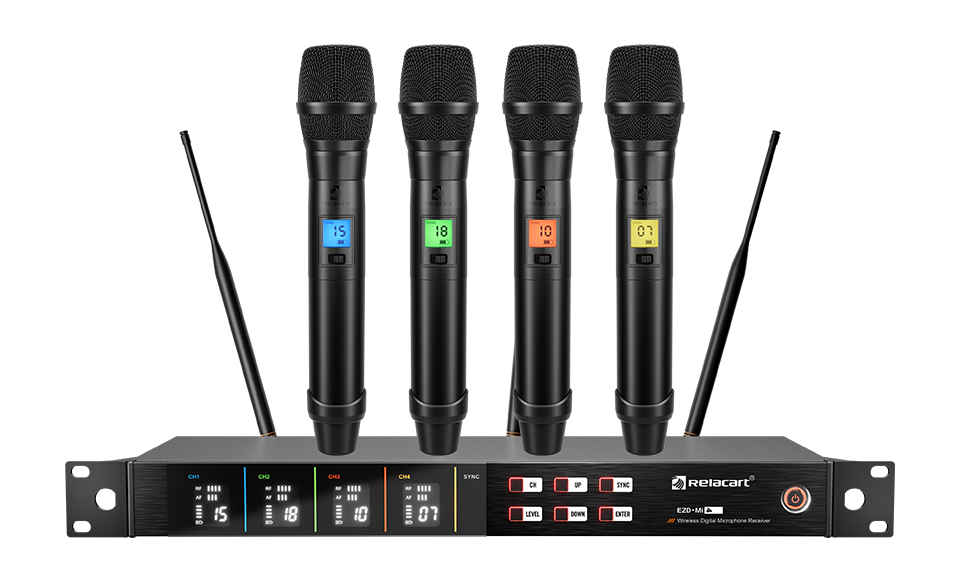 Sistema de micr&oacute;fono inal&aacute;mbrico digital UHF de cuatro canales con True Diversity